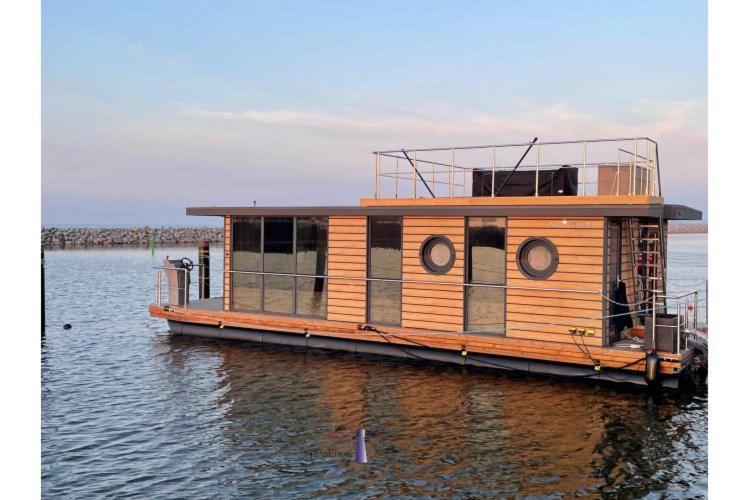 Hausboot Fjord Haven Mit Biosauna In Barth Luaran gambar